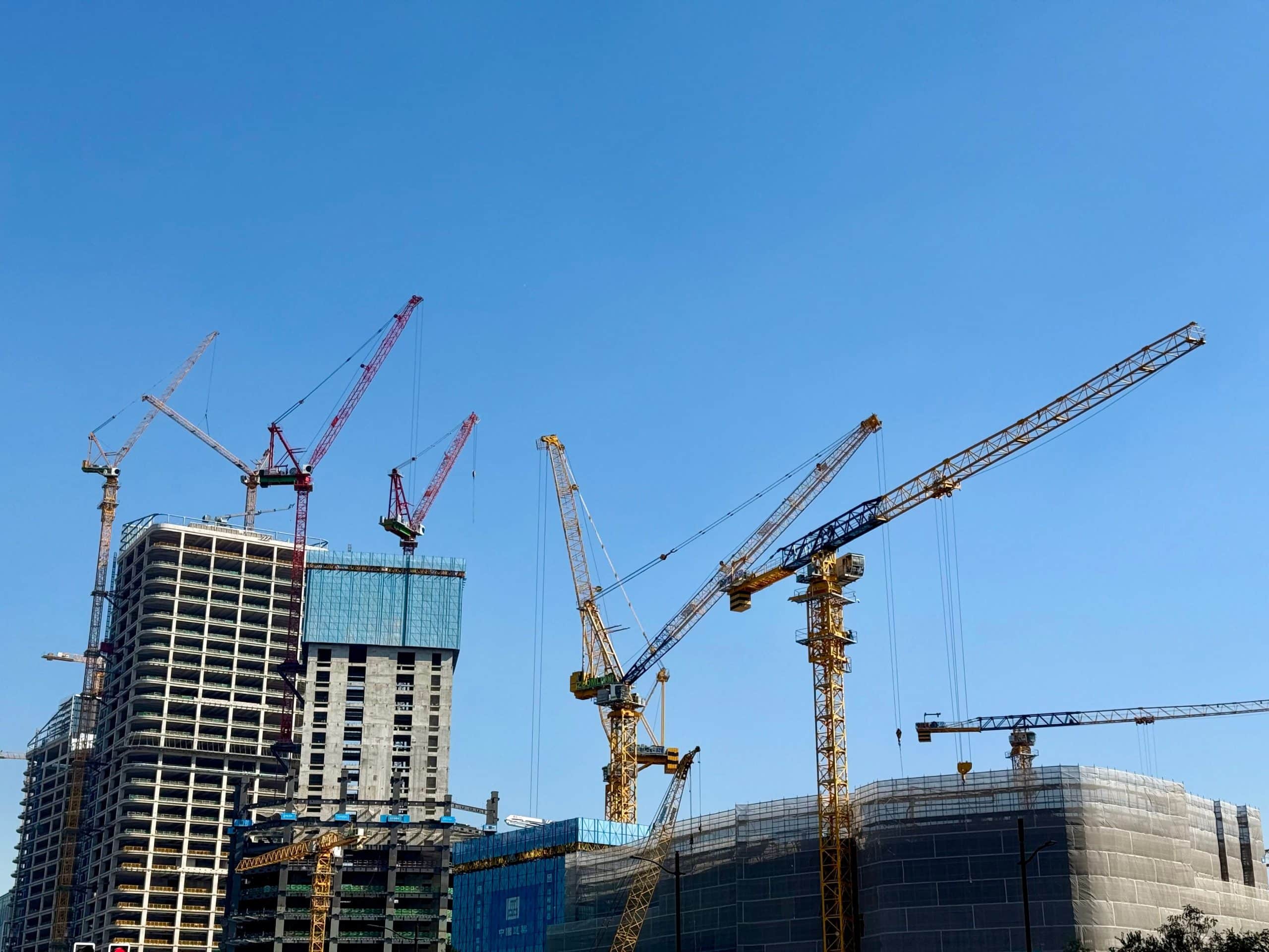 NZ construction site - retention money in New Zealand construction contracts
